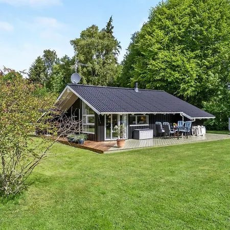 Marjatta - 850m From The Sea In Sealand By Interhome